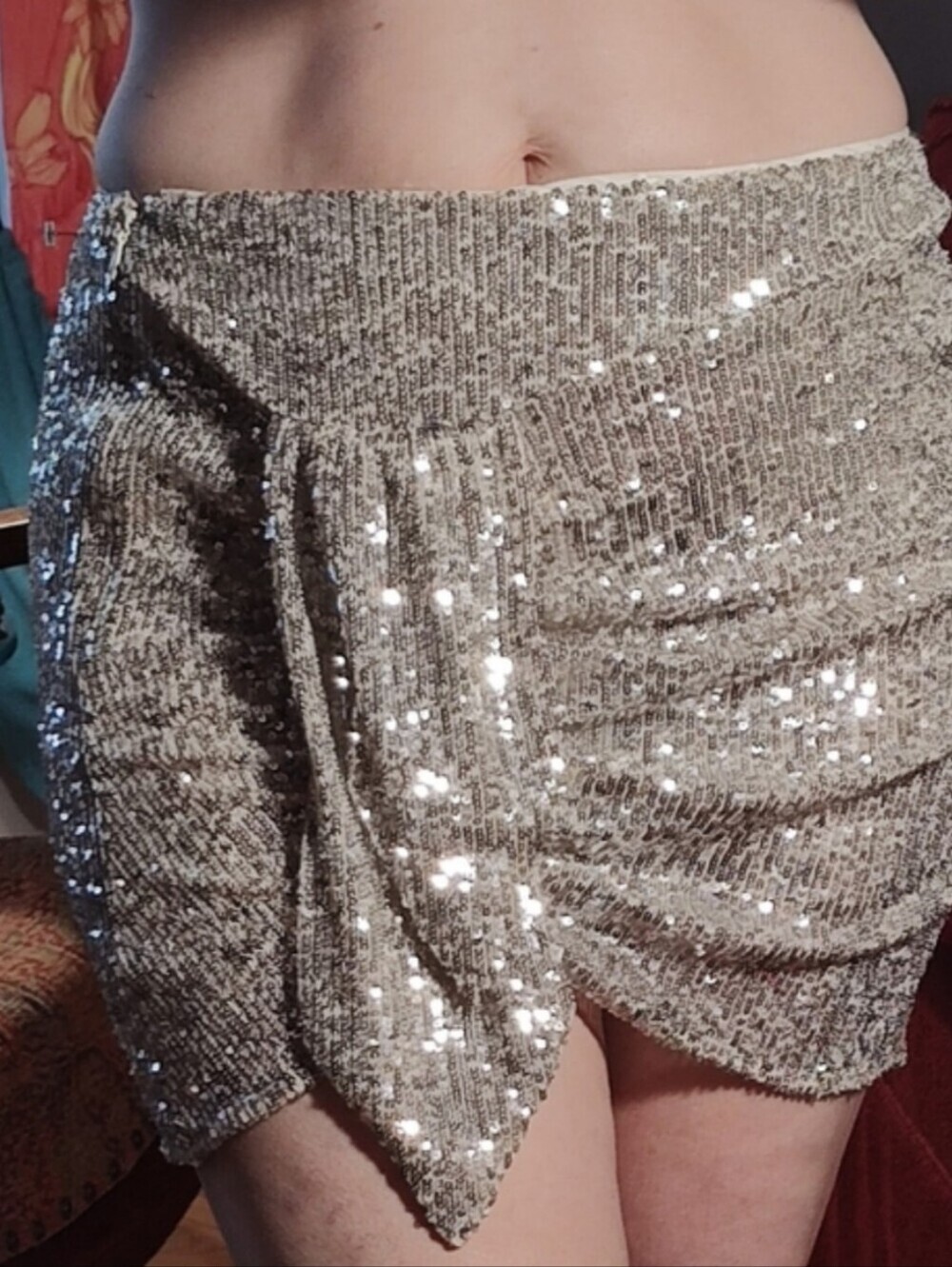 Free People Sequin Mini Skirt in Champagne Size 8 EUC
